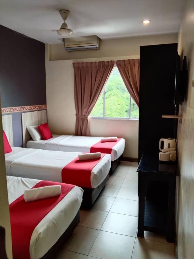 Alia Express Ferringhi Hotel Batu Ferringhi Exterior foto